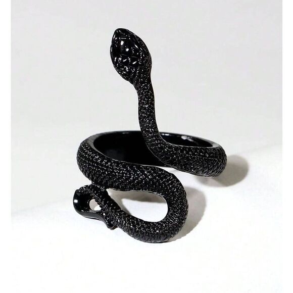 Black Snake Ring - Picture 1 of 4
